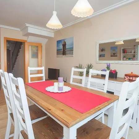 La Casa De La Dehesa- Solo Familias Vakantiehuis